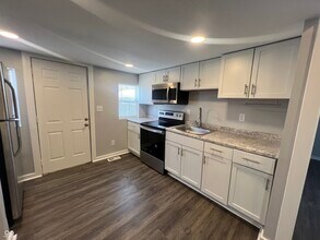 2121 Webb St in Indianapolis, IN - Building Photo - Building Photo