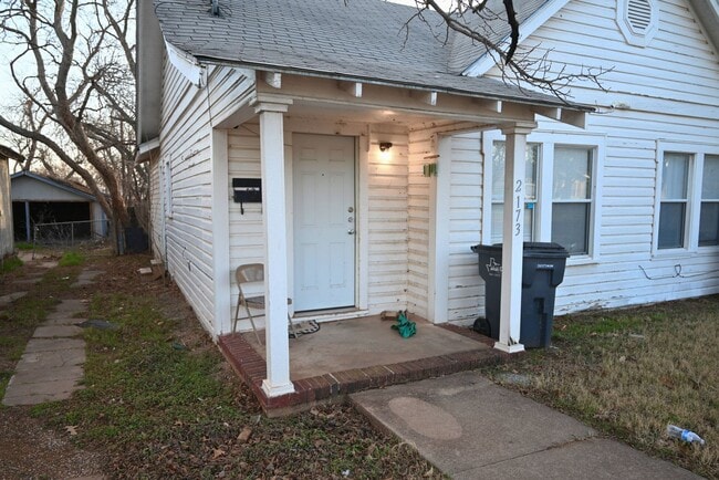 2173 Ave J in Wichita Falls, TX - Building Photo - Building Photo