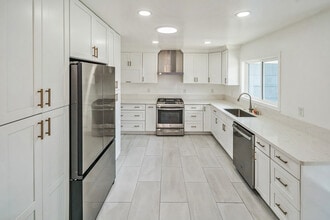 6111 Madeline St in San Diego, CA - Building Photo - Building Photo