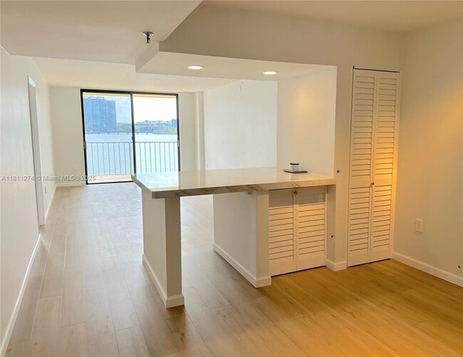 property at 17878 N Bay Rd