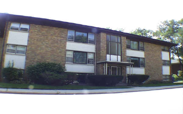 911-915 E Miner St in Arlington Heights, IL - Foto de edificio