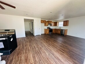 225 E Elm St in Durant, OK - Building Photo - Building Photo