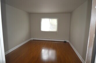 845 Westmoreland Dr in Vernon Hills, IL - Building Photo - Building Photo