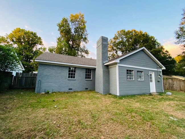 1553 Vicksburg Dr in Southaven, MS - Building Photo - Building Photo