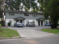 3717 SW 28th Ter in Gainesville, FL - Foto de edificio - Building Photo