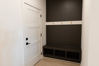 District on the Etowah Apartments in Canton, GA - Foto de edificio - Building Photo