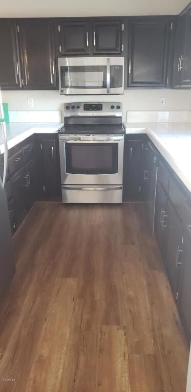 property at 5798 Oak Bank Trail
