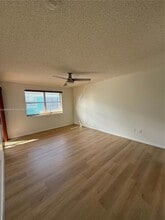 2646 SE 19th Ct, Unit 204D in Homestead, FL - Foto de edificio - Building Photo