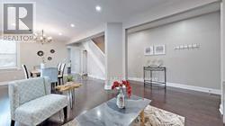20 Bowood Ave in Toronto, ON - Building Photo - Building Photo