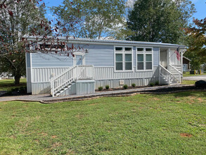 238 Byrd Dr in Owens Cross Roads, AL - Building Photo - Building Photo