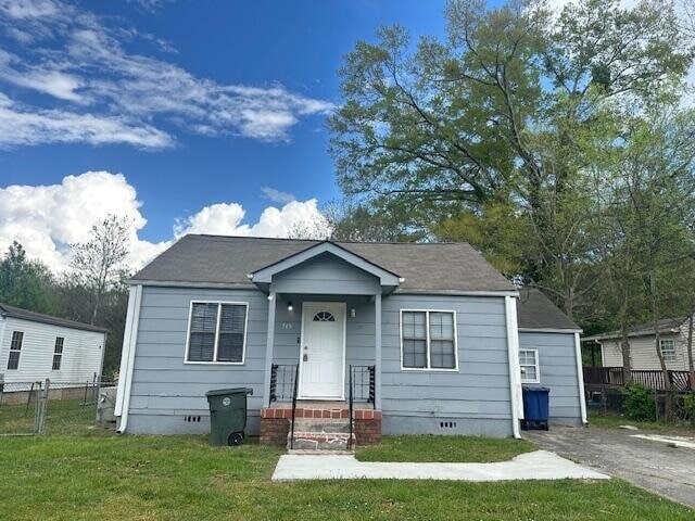 property at 745 E Henderson Dr