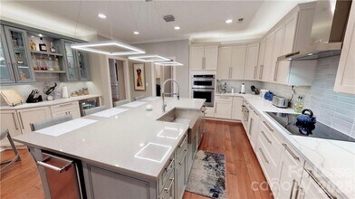 3112 Ethereal Ln in Charlotte, NC - Building Photo - Building Photo