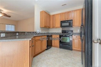 17746 Caldwell Track Dr in Cornelius, NC - Building Photo - Building Photo