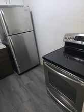 3060 NW 27th St in Miami, FL - Building Photo - Building Photo