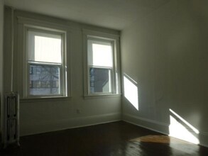 120 Warren St, Unit 12 in Boston, MA - Building Photo - Building Photo