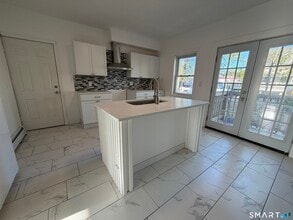 402 Allen St in New Britain, CT - Building Photo - Building Photo