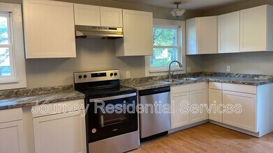 539 W Weatherspoon St in Sanford, NC - Building Photo - Building Photo