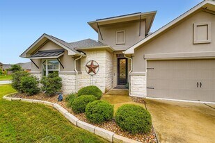 1332 Modoc Wy in Kyle, TX - Building Photo