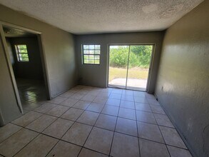 5165 Lanette St in Orlando, FL - Building Photo - Building Photo