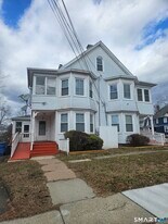 53-55 Laurel St in Manchester, CT - Building Photo
