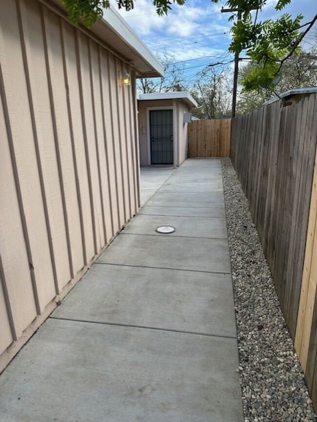 721 Oregon St in Fairfield, CA - Building Photo - Building Photo