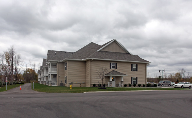 The Legends at North Ponds in Webster, NY - Building Photo - Building Photo