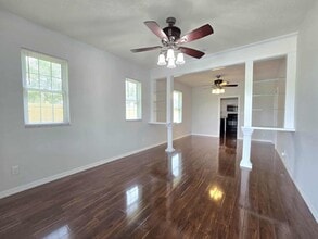 4005 Clubhouse Rd in Lakeland, FL - Building Photo - Building Photo