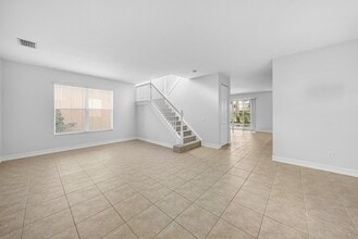 8845 Sandy Crest Ln in Boynton Beach, FL - Building Photo - Building Photo