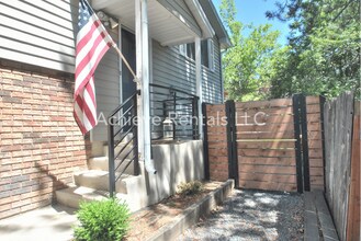106 River Hts Blvd in River Heights, UT - Building Photo - Building Photo