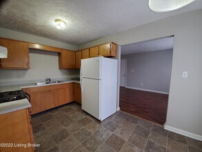 1704 Stallings Ave in Louisville, KY - Building Photo - Building Photo