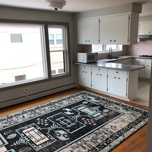 21 Burlington Ave, Unit 1 in Western Springs, IL - Building Photo - Building Photo