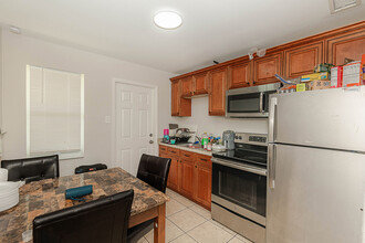 222 SW 15th Ave in Delray Beach, FL - Building Photo - Interior Photo