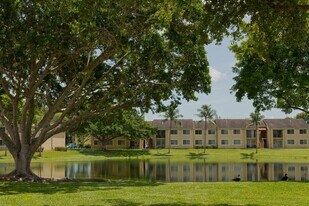 Colony Lakes in Homestead, FL - Building Photo