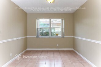 17460 SW 22nd St in Miramar, FL - Foto de edificio - Building Photo