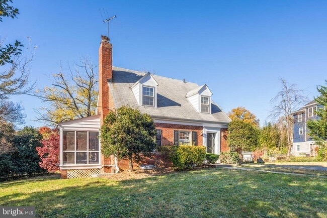 property at 6053 19th Rd N