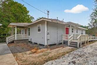 6928 Apache St in Houston, TX - Building Photo - Building Photo