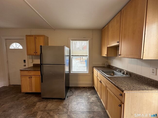 162 Norwich Ave in Norwich, CT - Building Photo - Building Photo