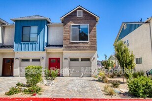 520 Logan Jacob Ln in Reno, NV - Building Photo