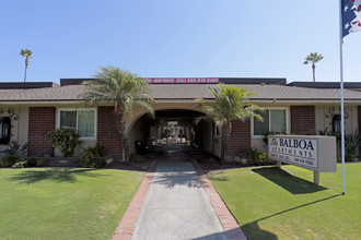 Balboa Apartments in Anaheim, CA - Building Photo - Building Photo