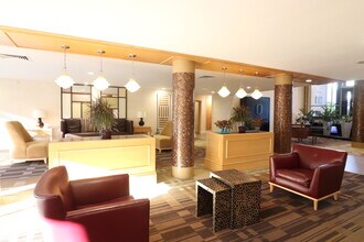 101 Monmouth St in Brookline, MA - Building Photo - Building Photo