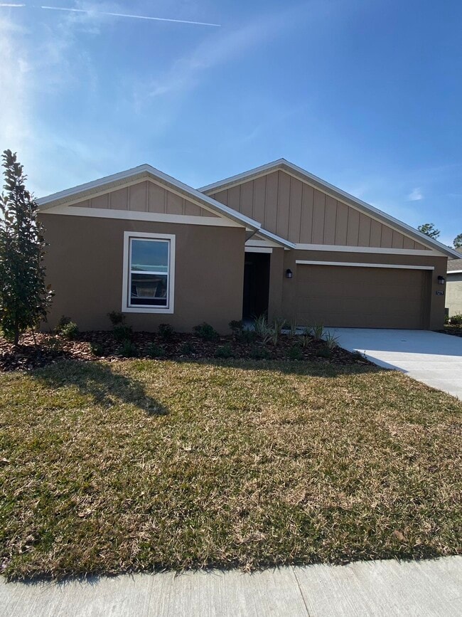property at 1347 Belle Isle Ln
