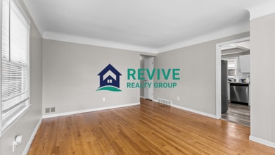 1569 Sycamore St in Wyandotte, MI - Building Photo - Building Photo