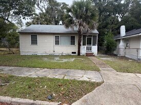 947 Glencarin St in Jacksonville, FL - Building Photo