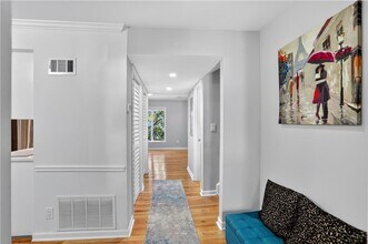85 Ivy Trail NE in Atlanta, GA - Foto de edificio - Building Photo