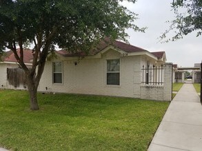 1014 French Ave in Edinburg, TX - Building Photo - Building Photo