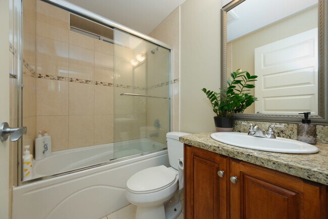 725 W 61st Ave in Vancouver, BC - Building Photo - Building Photo