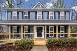 4904 Shallow Creek Trail NE in Kennesaw, GA - Building Photo