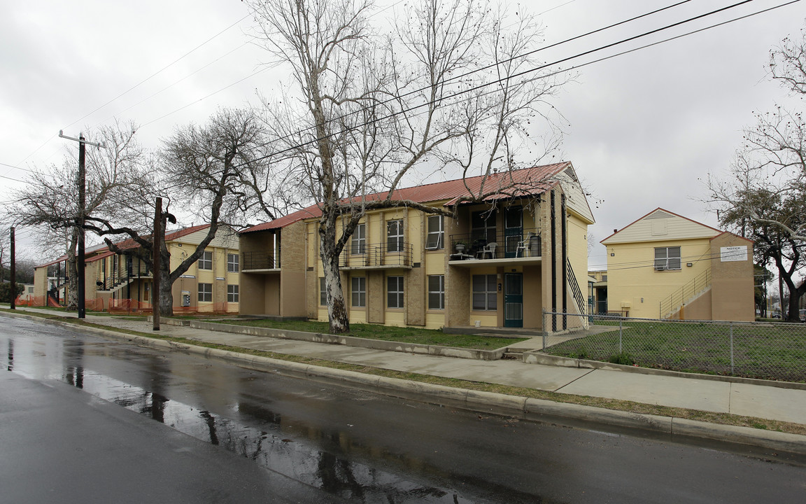 510 Gabriel St in San Antonio, TX - Building Photo