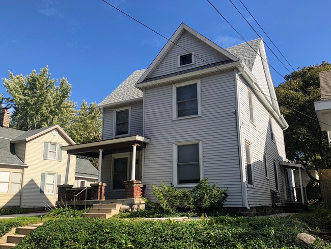property at 448 Norwood Ave SE