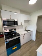 60 Triller Ave in Toronto, ON - Building Photo - Building Photo